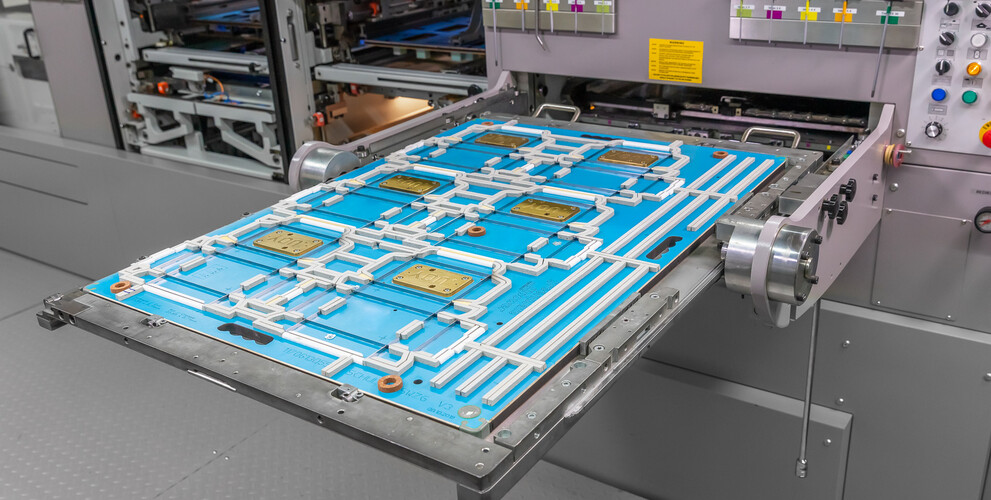 Cutting-die with embossing for the practical paperboard training at the Marbach Academy. | © Marbach Group