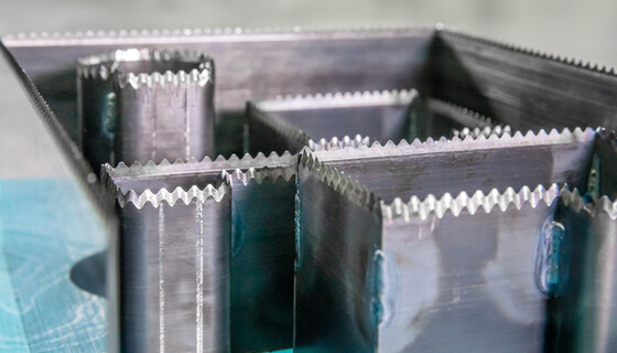 Marbach tools for honeycomb materials are specially equipped. With particularly robust tooth punching knives.  | © Marbach Group Cutting-die for honeycomb material | Marbach Group  | © Marbach Group