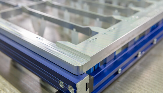 alublanker Nutzentrennwerkzeug | Marbach-Gruppe | © Marbach Group alublanker leichtes Nutzentrennwerkzeug aus Aluminium | © Marbach Group