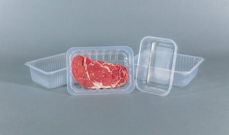 Produce all types of meat trays. Identical, functional and chic, with the thermoforming tools from Marbach. | © Marbach Group Thermoformen von allen Arten von Fleischschalen, mit den Thermoformwerkzeugen von Marbach. Identisch und funktional. Jetzt informieren. | © Marbach Group