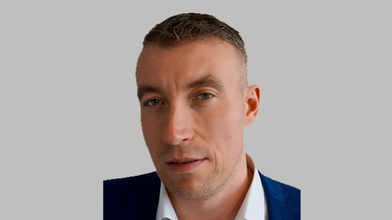 contact person Bronakowski