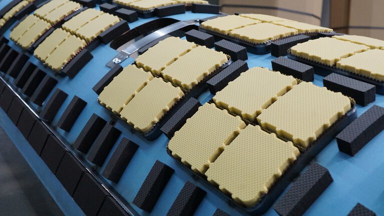 rotary cutting-die for corrugated board packaging