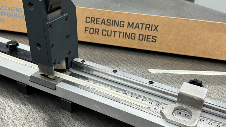 mcut|matrix schneidet Rillkanalzurichtungen. Schnell und sicher.  | © Marbach Group