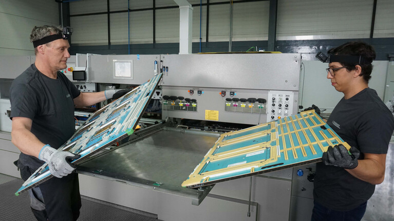 Marbach Performance-Paket: Reduzierte Rüstzeiten und effiziente Prozesse beim Stanzen von Faltschachteln. | © Marbach Group