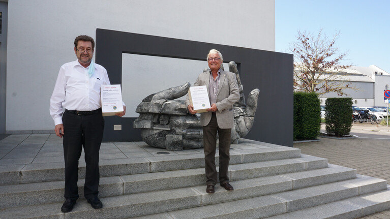 Spendenübergabe: Peter Marbach und Ulrich Knödler_Lions Club | © Marbach Group