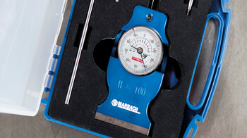 The MarbaSpy measuring system guarantees a parallel installation of Marbach thermoforming tools